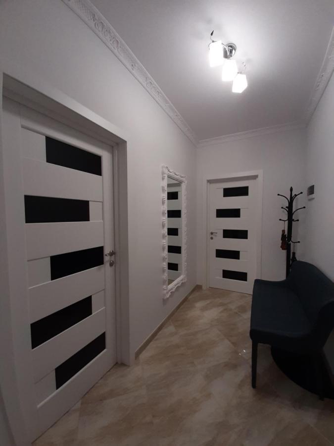 Apartment In Serbska Lviv Exterior foto