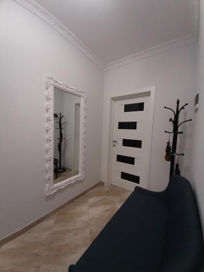 Apartment In Serbska Lviv Exterior foto